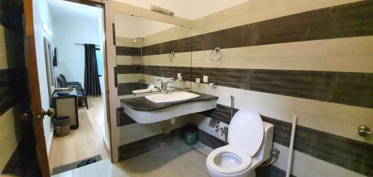 Infinity Villa Islamabad Eksteriør bilde